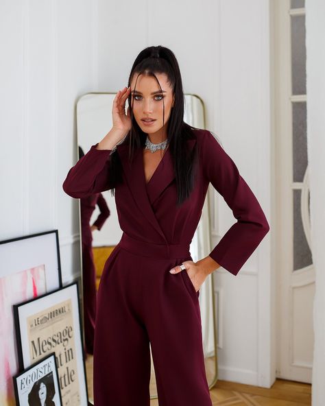 Fabric: Crepe Cotton 65%, Polyester 35%  Notched lapels Long sleeves Wide-leg Pants length (inseam): 95cm/ 37.5in Jumpsuit Soiree, Blue Graduation Gown, Good One, Soiree Ideas, Jumpsuit Prom, Red Pantsuit, Maroon Suit, Classy Jumpsuit, Outfit Dinner