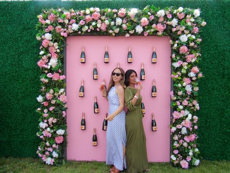 The Best Dressed at Veuve Clicquot Polo Classic | Inside the Rosé ... Veuve Clicquot Rose, Bride To Be Decorations, Liberty State Park, 25th Wedding Anniversary Party, Veuve Cliquot, Veuve Clicquot Polo Classic, Champagne Birthday, Backyard Birthday Parties, Marriage Photography