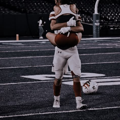 American Football Players High School, Football Romance Aesthetic, Football Couples Aesthetic, American Football Couple, Sports Romance Aesthetic, Football Cheerleader Couple, Red Zone Rivals, Friends To Lovers Trope, Football Romance