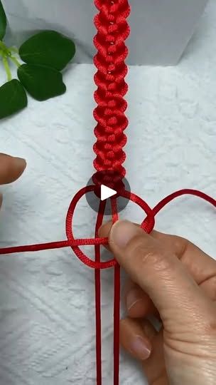 171K views · 2.1K reactions | Instructions on how to tie a bracelet in the simplest and easiest way #crafting #diy #bracelet | Craft 1 Minute