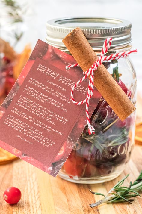 Homemade Popperie, Homemade Pot Pourri, Christmas Scent Boil, Diy Stove Top Potpourri Gift, Cinnamon Sticks Uses House Smells, Diy Potpourri Gift, Diy Simmer Pot Gifts, Diy Stove Top Potpourri, Make Your House Smell Amazing