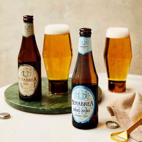 Menabrea Birra, Menabrea beer, Italian beer, aged beer Italian Beer, Best Drinks, Mouth Watering Food, World Food, Beer Glass, Bellini, Turin, Food Cravings, Fun Drinks