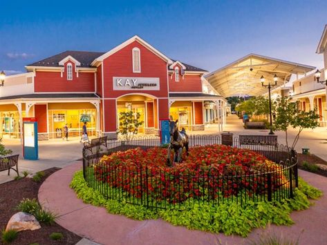 Tanger Outlets, Guest Service, Kids Eat Free, Guest Services, Pittsburgh Pa, Shopping Mall, Kids Meals, Pittsburgh, Pennsylvania