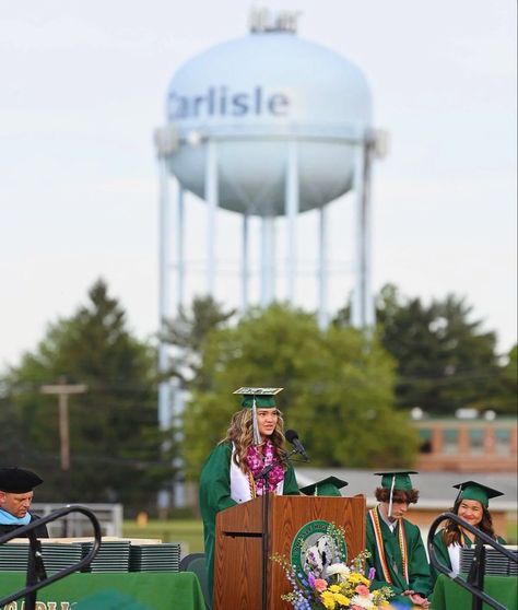 pic cred - jason malmont, the sentinel #aesthetic #graduation #friendship #highschoolgraduation #sunset #speaker #leadership Leadership Aesthetic, Magic Emoji, Speaker Aesthetic, Graduation Speech, Vision Board Examples, Grad Photos, Junior Year, High School Graduation, 2024 Vision