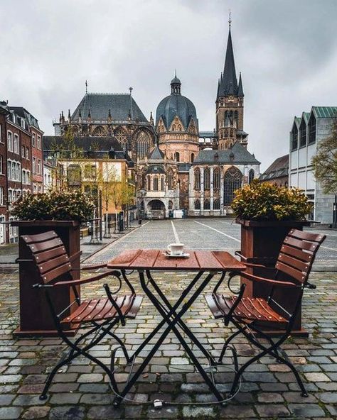 European Bucket List, Aachen Germany, Thermal Bath, Happy Travels, World View, Beautiful Photos Of Nature, Countries Around The World, Old City, Germany Travel