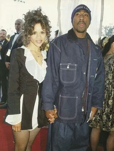 TUPAC & ROSIE PEREZ. Rosie Perez, 2pac Videos, Train Music, Soul Train Awards, Hip Hop Quotes, Rap Quotes, Rap Lyrics Quotes, Soul Train, Tupac Shakur