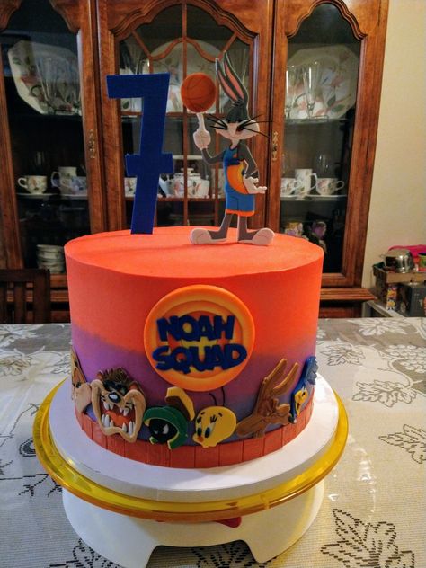 Chocolate and Vanilla flavors with Italian Meringue Buttercream and Fondant Decorations Looney Tunes Birthday Cake, Spaceman Cake, Looney Tunes Cake, Space Jam Cake, Space Jam New Legacy, Space Jam Theme, Looney Tunes Party, Basketball Theme Birthday