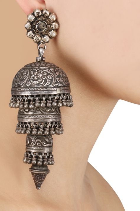 Earrings Outfit, Silver Jewelry Accessories, Oxidised Silver Jewelry, Indian Jewelry Earrings, German Silver Jewelry, Antique Jewellery Designs, Antique Silver Jewelry, Stud Earrings Silver, Silver Jewellery Indian