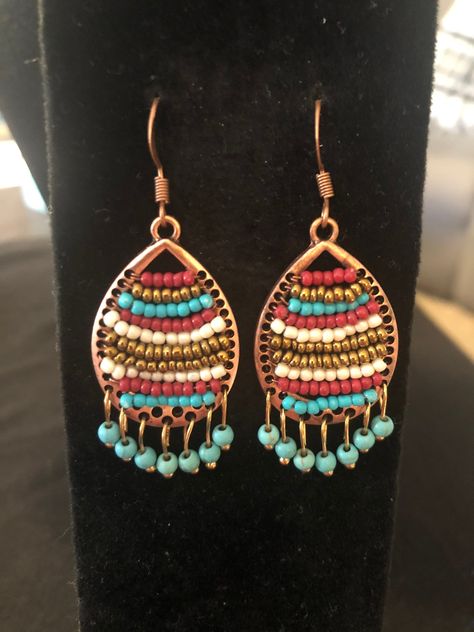 Frame Earrings, Beaded Frame, Framed Jewelry, Bead Frame, Memphis Tn, Hook Earrings, Jewelry Ideas, Beaded Earrings, Favorite Jewelry