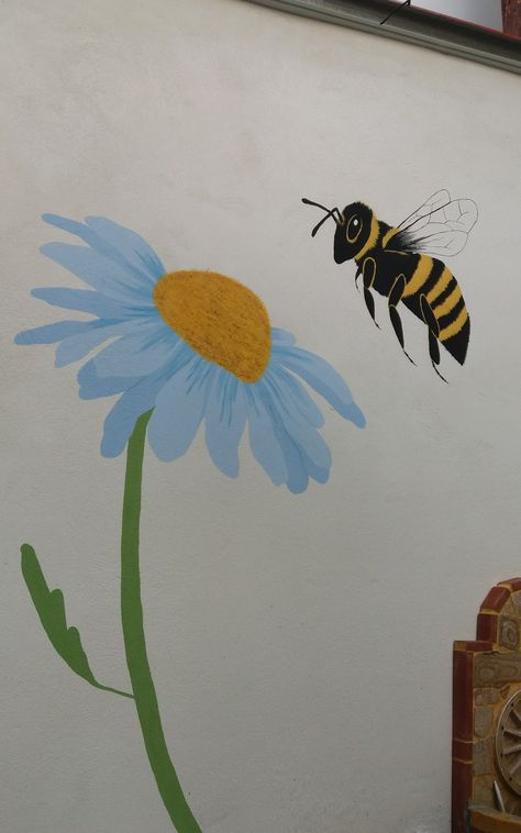 Bee Mural, Wall Painting Flowers, Flower Wall Painting, Wall Murals Diy, Bee Drawing, Garden Mural, Flower Mural, Painted Patio, School Murals