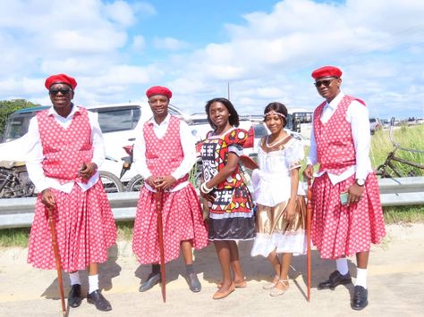 Lozi traditional attires. Siziba for men and musisi for women. Musisi Lozi Dress, Lozi Designs, Traditional Attire For Men, Traditional Attires, Traditional Dresses Designs, Traditional Attire, Fashion Designs, Traditional Dresses, Lily Pulitzer Dress