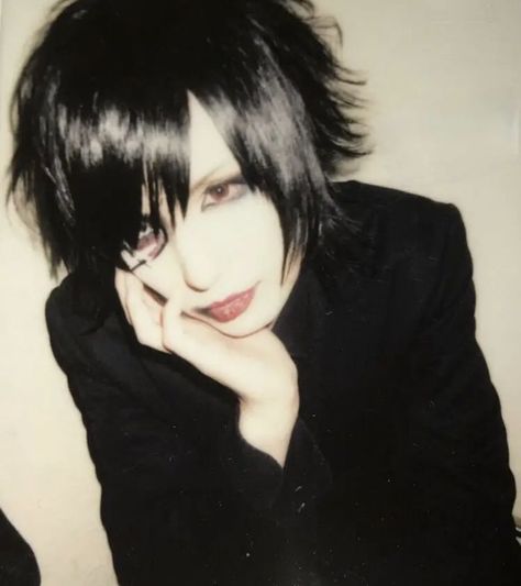 Vkei Hair, Blue Pfp, White Pfp, Visual Kei, Blue Hair, Pretty People, Hair Cuts, Hair, Blue