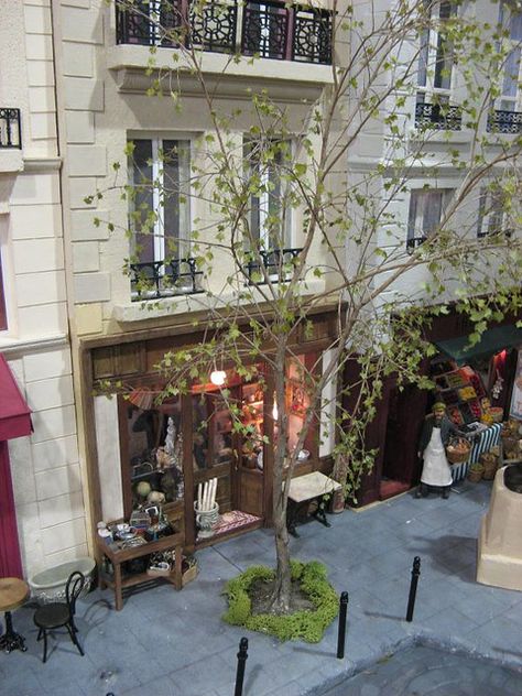 Sydney Miniatures Fair 2007 | detail from French apartment b… | Flickr Miniature Street, Miniature Store, French Apartment, Miniature Stuff, Dollhouse Garden, Apartment Buildings, Mini Doll House, Sims Building, Dollhouse Ideas