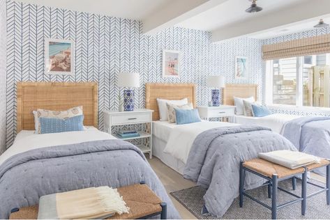 Michigan Lake House, Lakehouse Bedroom, Michigan Lake, Bilik Idaman, Shared Girls Bedroom, Two Twin Beds, Gray Malin, Twin Beds, Twin Bedroom