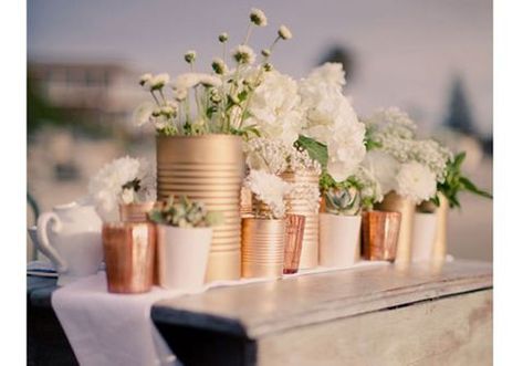 Centre de table boite de conserve Deco Champetre, Tin Can Crafts, בר מצווה, Deco Floral, Can Crafts, Center Pieces, Wedding Deco, Tin Can, The Table