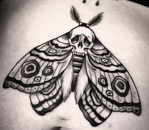 Undercut Tattoos, Lion Art Tattoo, Moth Tattoo Design, Chest Tattoo Ideas, Minimalist Tattoo Ideas, Mystical Tattoos, Traditional Tattoo Designs, Insect Tattoo, Moth Tattoo