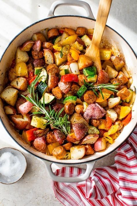 This easy one-pot skillet dinner is made with chicken sausage, bell peppers, zucchini, baby red potatoes and fresh herbs. #onepot #skilletdinner #dinner #healthyrecipes Sausage And Potatoes Skillet, Potatoes Skillet, Sausage And Potatoes, Summer Vegetables, Sausage Potatoes, Sausage And Peppers, Skinny Taste Recipes, Summer Vegetable, Food Tasting