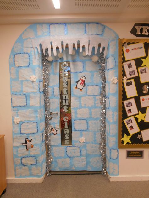 Igloo Classroom Door Ideas, Winter Wonderland Decorations For School Easy Diy, Igloo Door Decoration, Igloo Decorating Ideas, Igloo Classroom Door, Igloo Door Decorations For School, Igloo Decorations, Winter Door Decorations Classroom, Winter Classroom Door