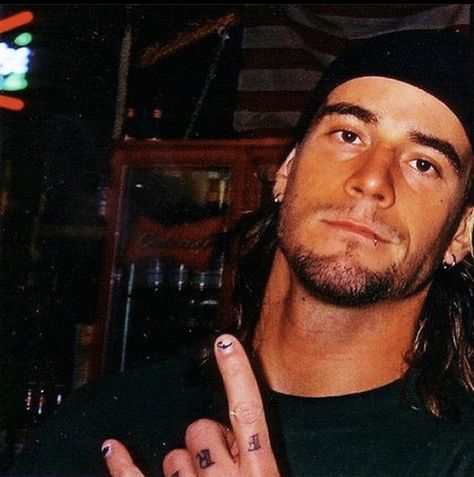 Cm Punk Long Hair, Cm Punk Wwe, Dodge Logo, Aew Wrestling, Wwe Pictures, Kissy Face, Anna Nicole, Shawn Michaels, Punk Aesthetic