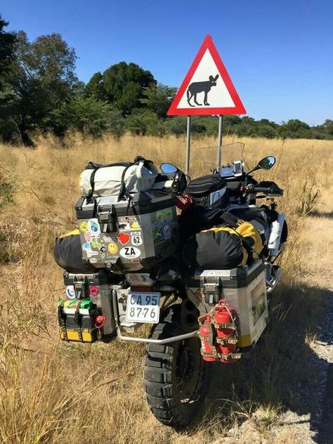 Adventure Motorcycle Camping, Bmw Motorcycle Adventure, Motorcycle Adventure Travel, Adventure Bike Motorcycles, Motorcycle Touring, Motorcycle Adventure, Bike Bmw, Touring Motorcycles, Bike Camping