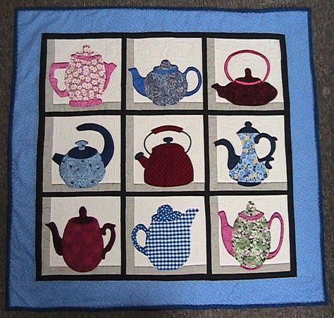 Teapot Quilt, Quilt Pattern Design, Sea Turtle Quilts, Japanese Quilt Patterns, Cathedral Window Quilts, Turtle Quilt, Row Quilt, Baby Quilt Pattern, Japanese Quilts