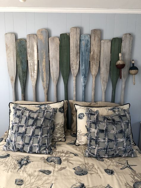 Collected old oars from my Cape Cod neighborhood. Thirteen Seem to equal the width of a queen size bed. I sanded, wash them with a combination of water and bleach, white washed and played with them to create this unique headboard. Cool Headboards, Nautical Bedding, Unique Headboards, Queen Size Bedding, Bedroom Styles, Queen Size, White Wash, Headboards For Beds, Queen