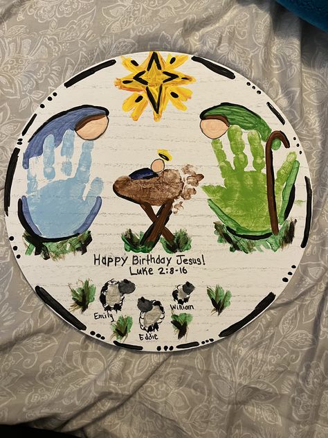 Diy Christmas Plates For Grandparents, Handprint Plates For Grandparents, Nativity Handprint Art, Christmas Handprint Plate, Diy Christmas Gifts From Kids, Christmas School Crafts, Nativity Scene Crafts, Pottery Party, Hope Crafts