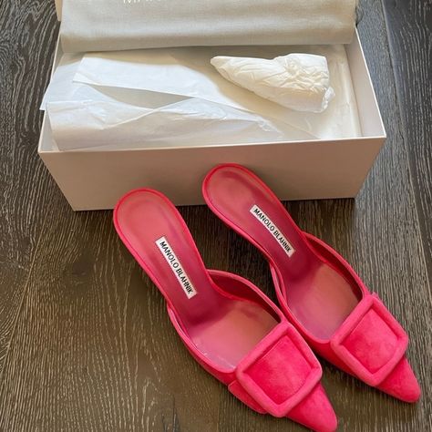 Manolo Blahnik Maysale Suede Kitten Heel Manolo Blahnik Pink, Manolo Blahnik Maysale, Pink Suede Pumps, Gold Stiletto Heels, Celeb Red Carpet, Shoes Manolo Blahnik, Manolo Blahnik Pumps, Platform Shoes Sandals, Manolo Blahnik Black