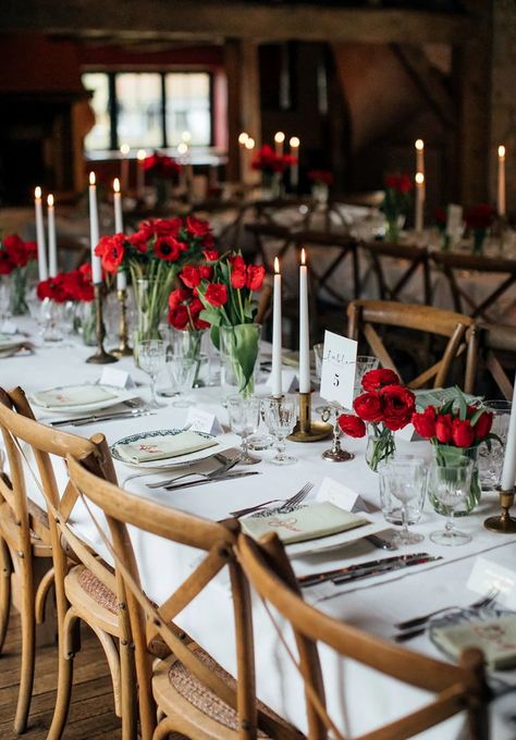 Red Rose Wedding Theme Table Decor, White And Red Table Setting, White And Red Wedding Decorations, Red Wedding Table Decorations, White And Red Wedding Theme, Red White Wedding Theme, Red And White Table Setting, Red Wedding Table Decor, Red Rose Bridal Shower