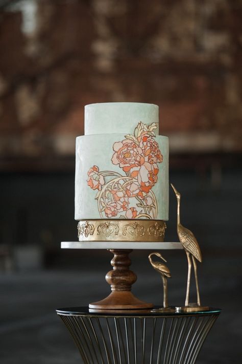 Art Nouveau Floral Wedding Cake Sequin Wedding Cake, Art Deco Wedding Cake, Hand Painted Wedding Cake, Garden Chic Wedding, Painted Wedding Cake, Nouveau Wedding, Art Nouveau Weddings, Black Wedding Cakes, Floral Wedding Cake