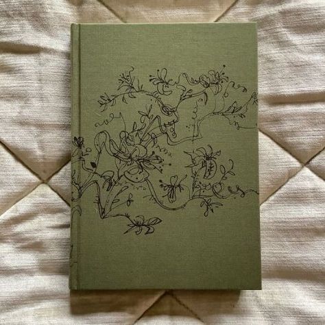 Agendas Aesthetic, Sketch Book Aesthetic, Agenda Aesthetic, Pretty Diary, Cold Comfort Farm, Art Folio, Quentin Blake, Folio Society, Arte Sketchbook