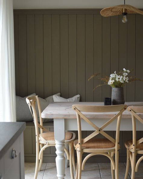 Moles Breath Farrow And Ball, Room Paneling, Moles Breath, Dining Room Paneling, Oval Room Blue, Purbeck Stone, Traditional Dining Rooms, Grey Dining Room, Bistro Style