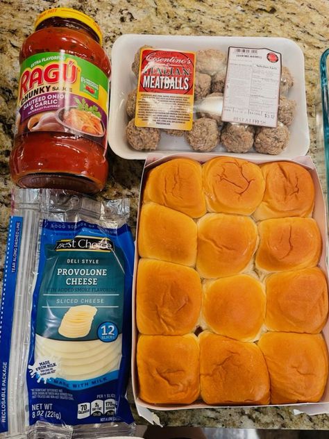 Meatball Sliders Hawaiian Rolls, Chocolatini Recipe, Easy Meatball Sliders, Meatballs Frozen, Meatball Sliders Recipes, Sliders Recipes Hawaiian Rolls, Roll Sliders, Pool Food, Easy Slider Recipes