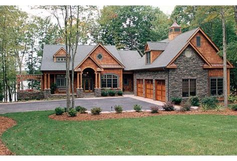 Houseplan 3323-00340 House In The Country, Basement House Plans, Craftsman Style House, Basement House, Lake House Plans, Brick Exterior House, Casas Coloniales, Craftsman Style Homes, Lakefront Homes