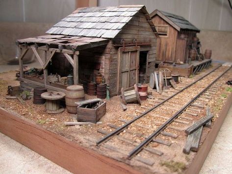 Rachel Rogers, Ho Scale Buildings, Old Railway, Miniature Diorama, N Scale Trains, Model Train Sets, Model Train Scenery, Ho Trains, Model Railroading