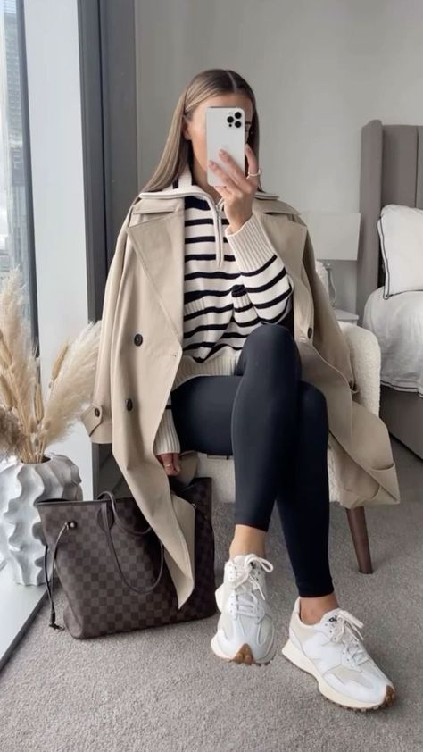 Fall Outfits Black Leggings, Best Black Leggings, Black Leggings Outfits, Old Money Outfits Women, Cute Cardigan Outfits, Old Money Outfits, Black Leggings Outfit, Leggings Outfits, Trendy Business Casual