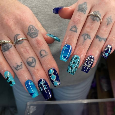 🫶💙🫶💙Muichiro 💙🫶💙🫶 Gel X + 75 mins art inspo: Vividnail on tiktok #gelnailart #artnail #nailartists #nailartdesigns #nailartaddicts #nailartlover #nailartdiary #nailgelart #nailsgelart #artisticnails #adelaidenails #adelaidebiab #adelaidebuildergel #adelaidenailart #adelaidenailsalon #cutenailsadelaide #animenails #animenailart #demonslayer #kimetsunoyaiba #animefanart #kny #adelaidegelx Muichiro Inspired Nails, Muichiro Nails Design, Demon Slayer Nails Muichiro, Muichiro Nails, Nail Anime, Self Care Day, Anime Nails, Stylish Nails Designs, Nails Now