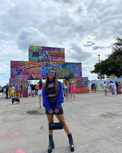 Vibra Urbana Festival Festival Outfit Inspo, Festival Outfit, Festival Outfits, Times Square, Vision Board, Miami, Festival, Outfit Inspo, Quick Saves