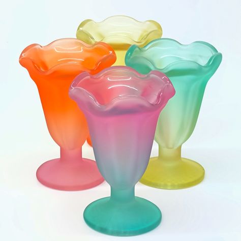 Like the old saying goes; ‘I scream, you scream, we all scream for super fun and fabulous frosted multi-colored ombré sundae glasses by @libbey !’ In immaculate condition. Now available. . . #dessert #dessertglasses #sundaes #scoops #icecream #icecreamlover #ombre #frosted #multicolor #vintage #vintageglass #vintagestyle #glasscollection #vintagecollection #groupycollections Sundae Glasses, Dessert Glasses, Tumbler Glasses, Dish Storage, Tulip Design, Glassware Set, Ceramic Vessel, Glass Vessel, Modern Branding