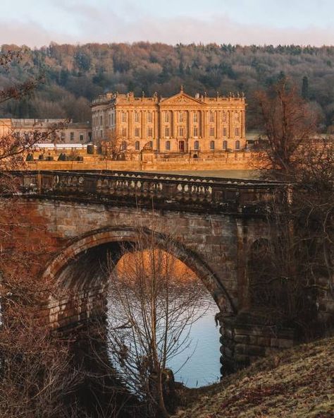 England Aesthetic, Chatsworth House, Stately Home, English Countryside, England Travel, Uk Travel, Beautiful Architecture, Pretty Places, Great Britain