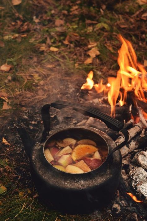 Mabon Aesthetic, Eating With The Seasons, Autumn Witch, Over The Garden Wall, Forest Spirit, Season Of The Witch, Witch Aesthetic, Fantasy Aesthetic, Autumn Cozy