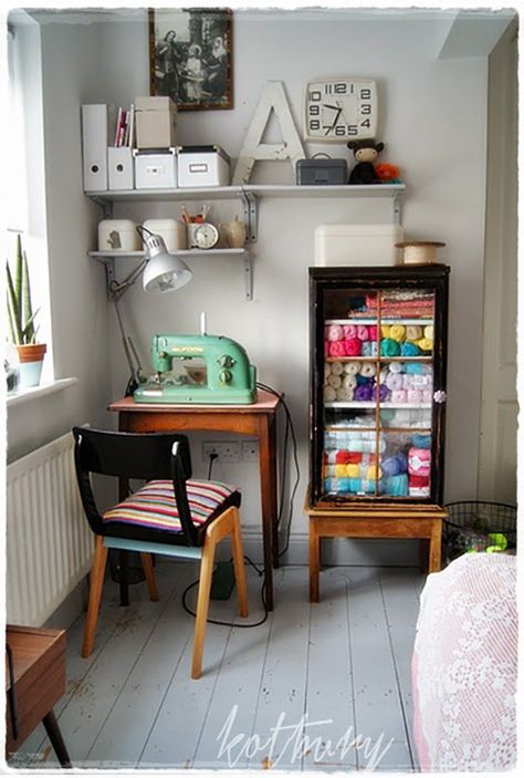 Small Sewing Space, Sewing Nook, Sewing Desk, Wood Cabinet Doors, Sewing Room Furniture, Sewing Room Inspiration, Small Craft Rooms, Sewing Spaces, Apartment Storage