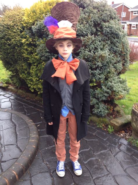 Mad Hatter World Book Day outfit. Homemade!! World Book Day Outfits, World Book Day Ideas, World Book Day Costumes, Book Day Costumes, World Book Day, Homemade Costumes, Book Day, Mad Hatter Tea, Mad Hatter Tea Party