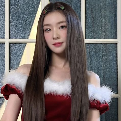 Irene Icons, Grooming Ideas, Irene Red Velvet, Red Velvet Irene, Christmas Icons, Japan Girl, Korean Actress, Girl Icons, Pretty Face