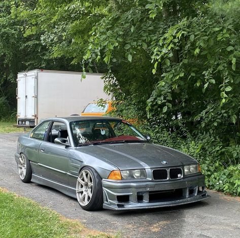 E36 Drift Car, Bmw E28, New Ferrari, Best Jdm Cars, Cool Car Pictures, Car Mods, Car Images, Pretty Cars, European Cars