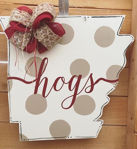 Arkansas Razorbacks Crafts, Letter Craft, Hanger Ideas, Homemade Signs, Burlap Door Hangers, Auction Ideas, Wooden Crosses, Arkansas State, Wood Door Hangers