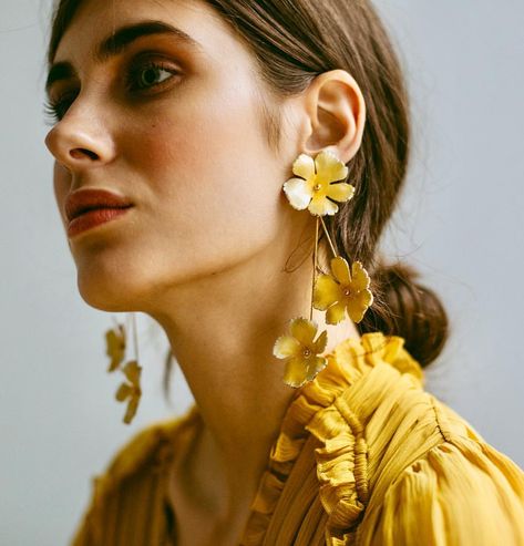 Earring Product Photography, Zara Jewellery, Formal Jewelry, Jennifer Behr, Acetic Acid, Stud Style, Simple Flower, Anthropologie Jewelry, Acrylic Flowers