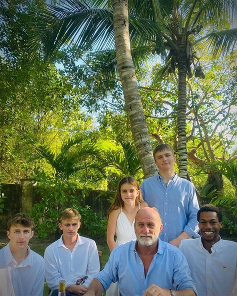 India Hicks Island Style, India Hicks Style, Bahamas House, India Hicks, Harbour Island, Richard Branson, Newborn Shoot, The Bahamas, Island Style