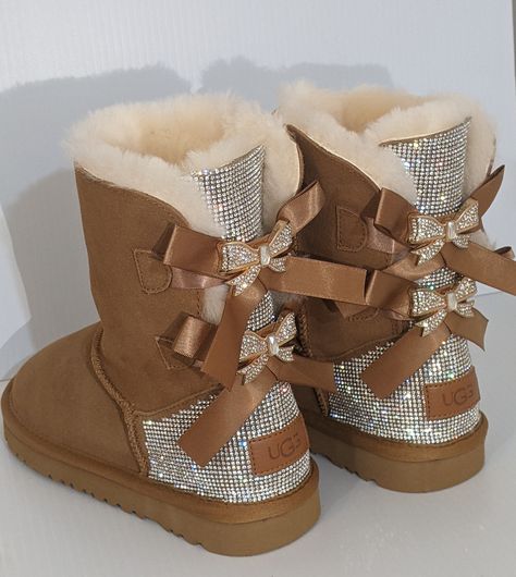 Custom Bling Rhinestones Genuine Sheepskin Boots UGG Czech Rhinestones Rhinestones Boots, Sparkle Uggs, Ugg Short, Cute Uggs, Sparkly Boots, Uggs Boots, Pretty Sneakers, Bling Rhinestones, Pretty Shoes Sneakers