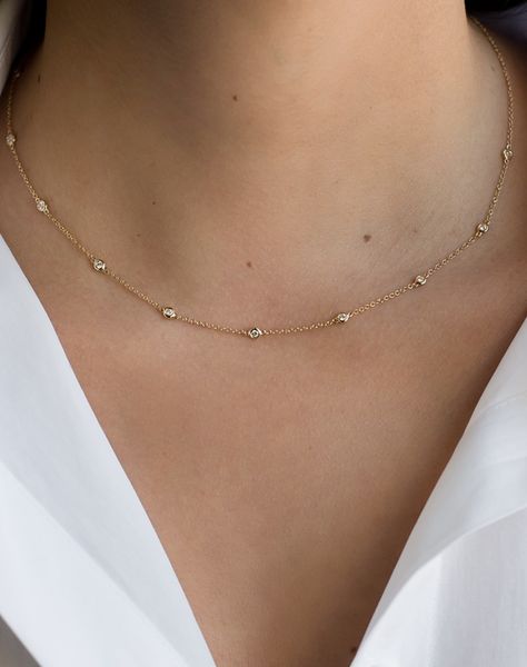 Custom Jewelry Necklaces, Contemporary Jewellery Necklace, Diamond By The Yard, Choker Necklace Online, Gold Bar Necklace, Gold Necklace Designs, Jewelry Design Necklace, Girly Jewelry, Contemporary Jewellery